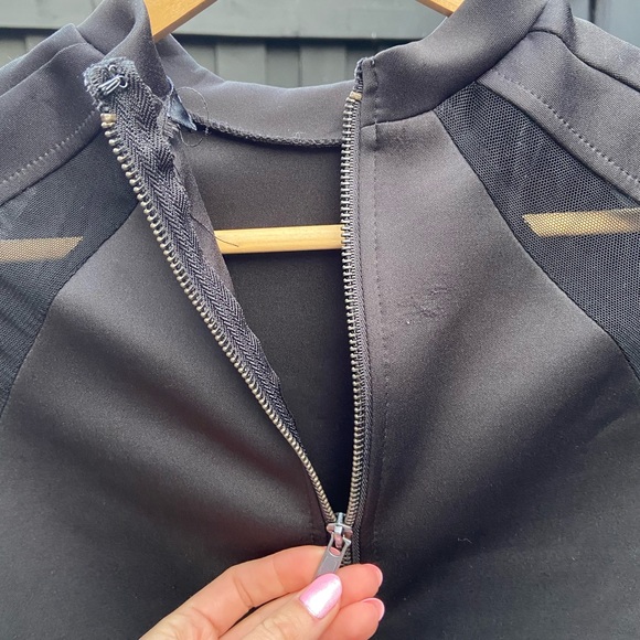 Revamped zip up long sleeve - Picture 5 of 8